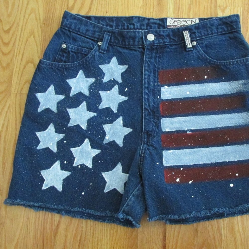 SASSON WOMEN'S JUNIOR'S SIZE 15/16 PETITE JEANS SHORTS BLUE W/ FLAG VINTAGE 90's